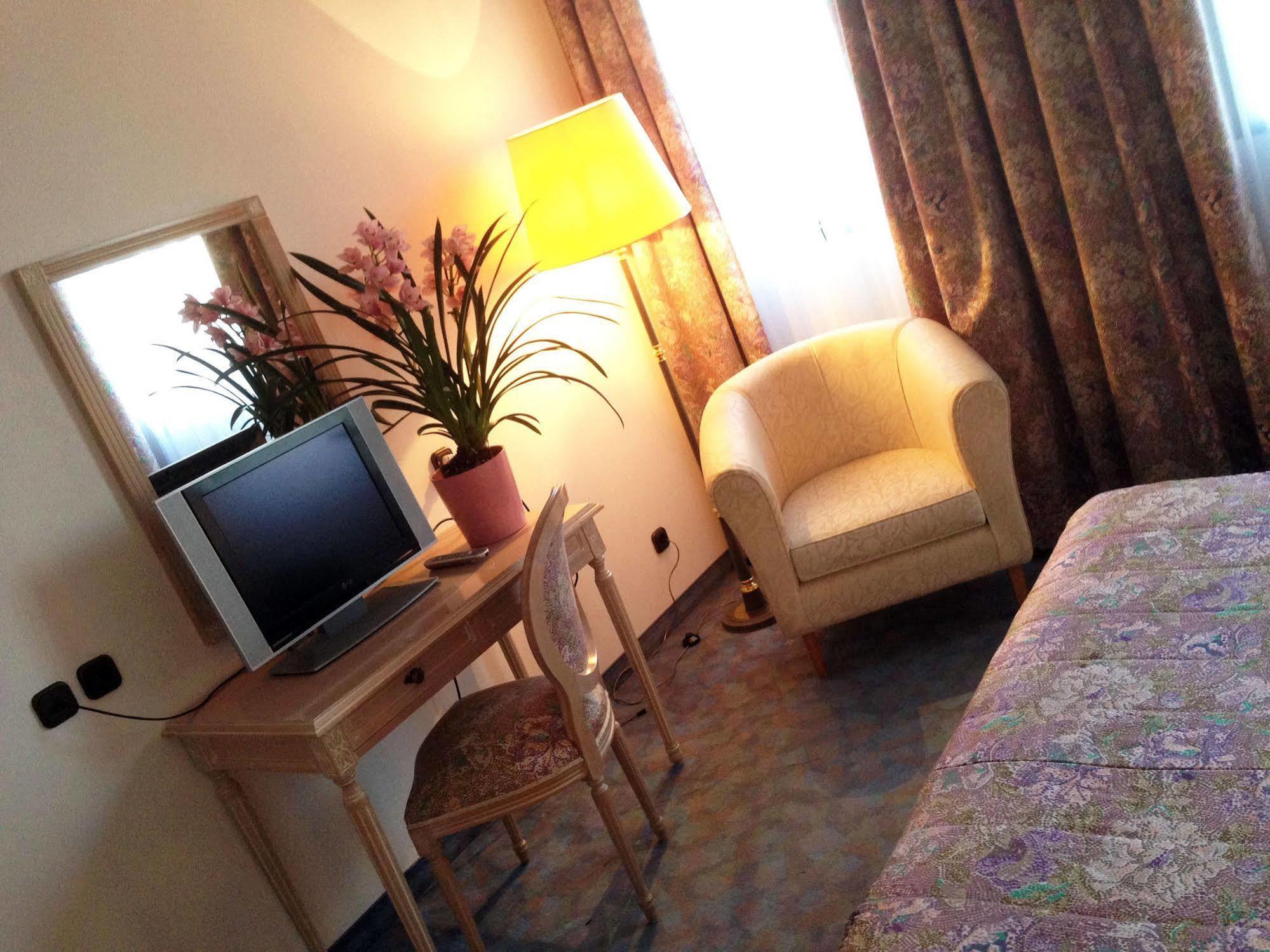 Hotel Ca' Brugnera Екстериор снимка